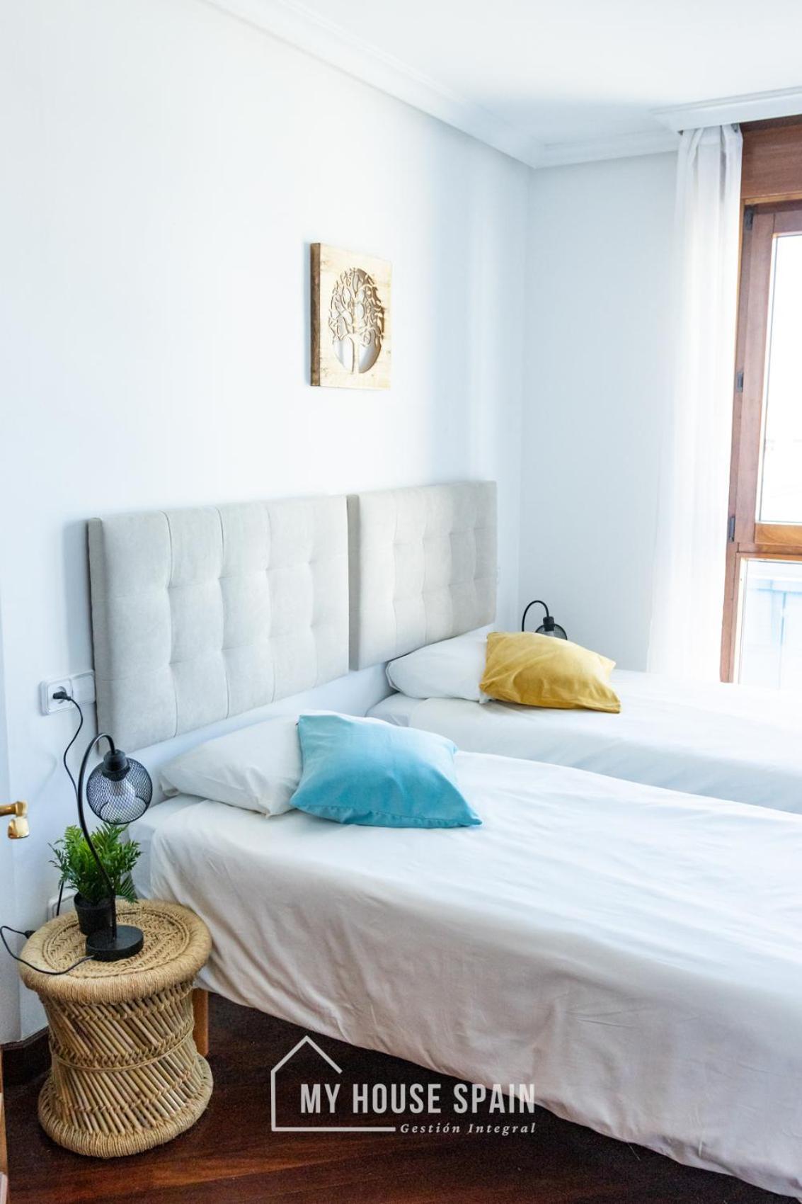 Myhousespain - Playa De Poniente, Con Vistas Al Mar Y Parking Gratuito خيخون المظهر الخارجي الصورة